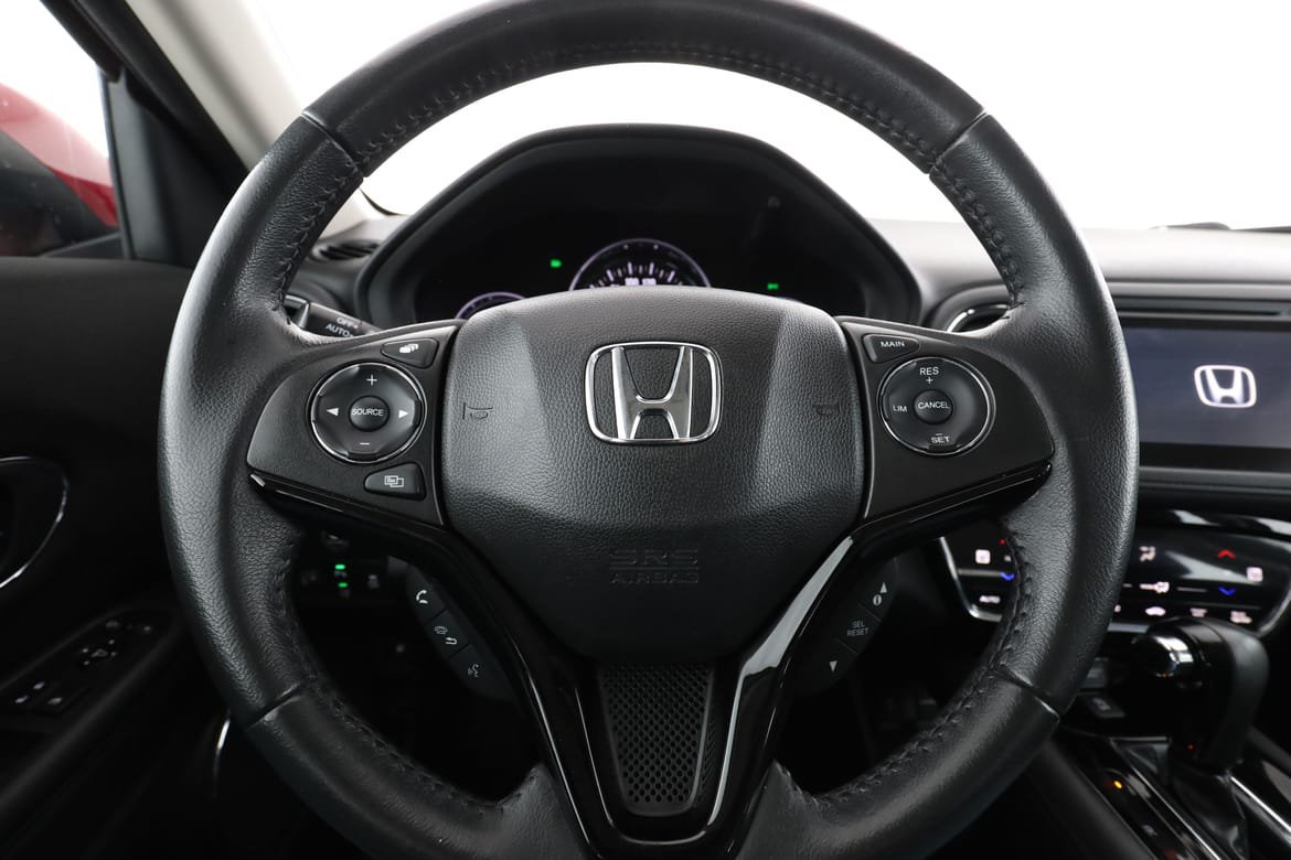 Vehicle Image 19
