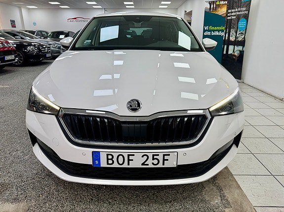 Vehicle Image 20