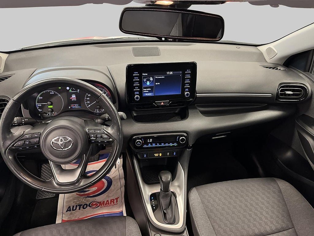 Vehicle Image 12