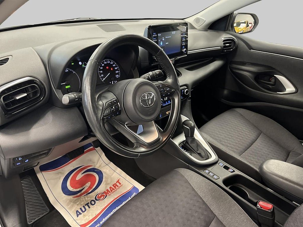 Vehicle Image 14
