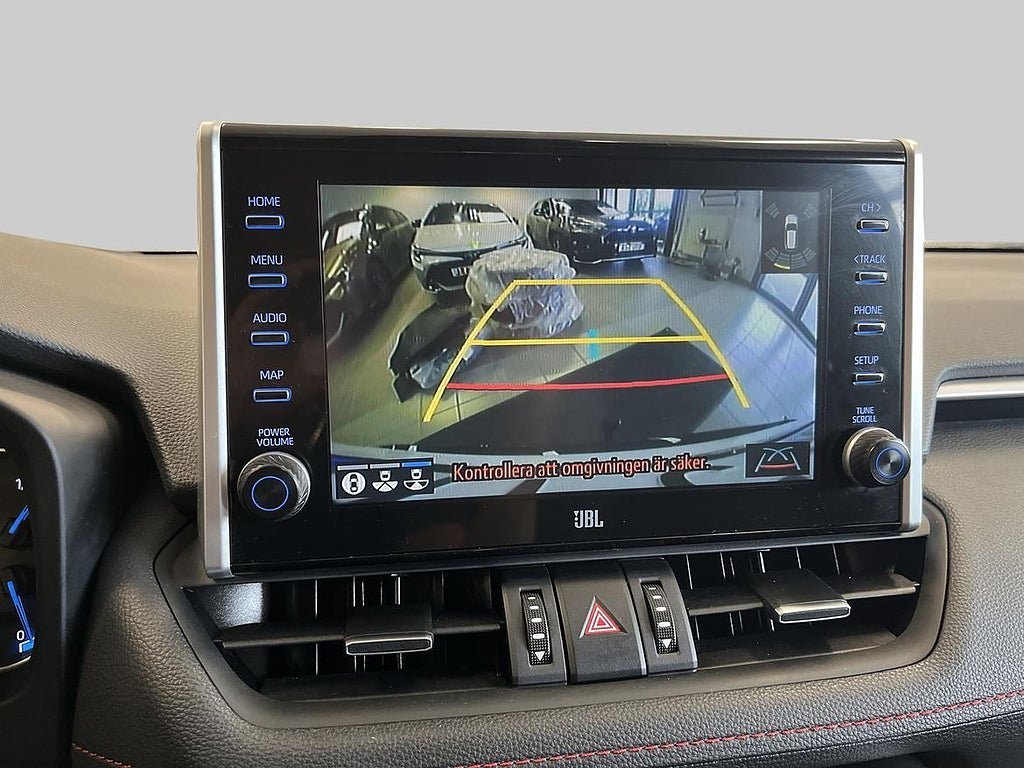 Vehicle Image 17