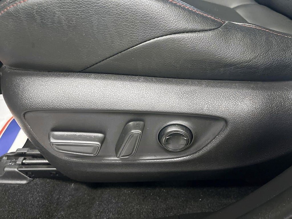 Vehicle Image 28