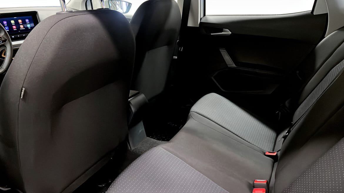 Vehicle Image 11