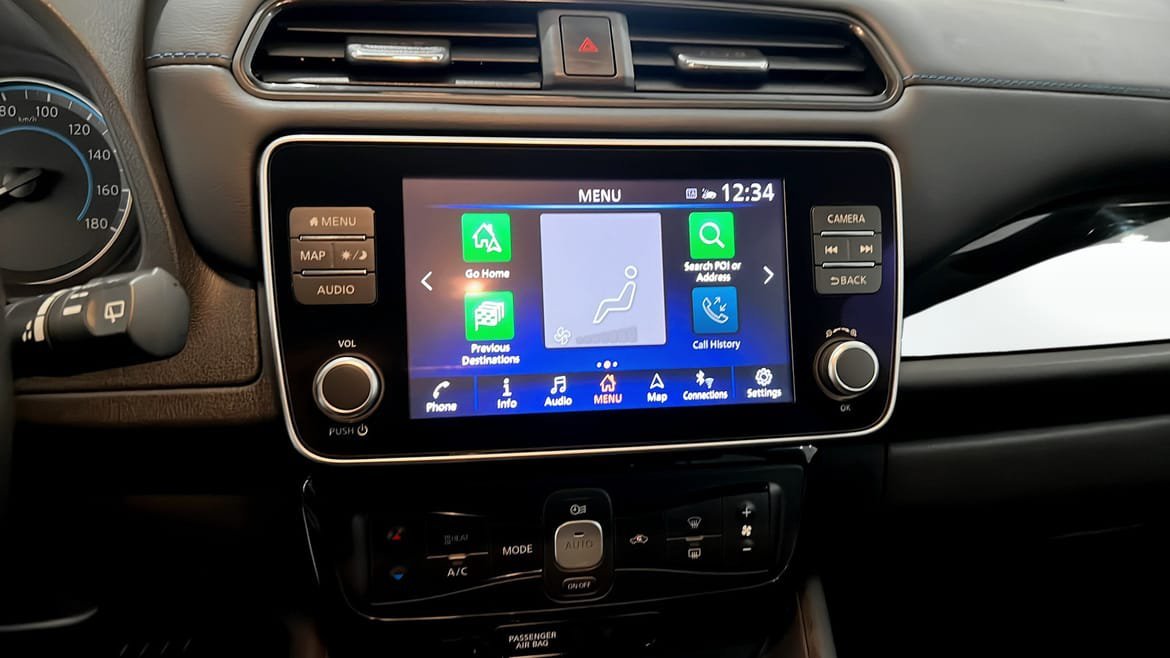 Vehicle Image 9