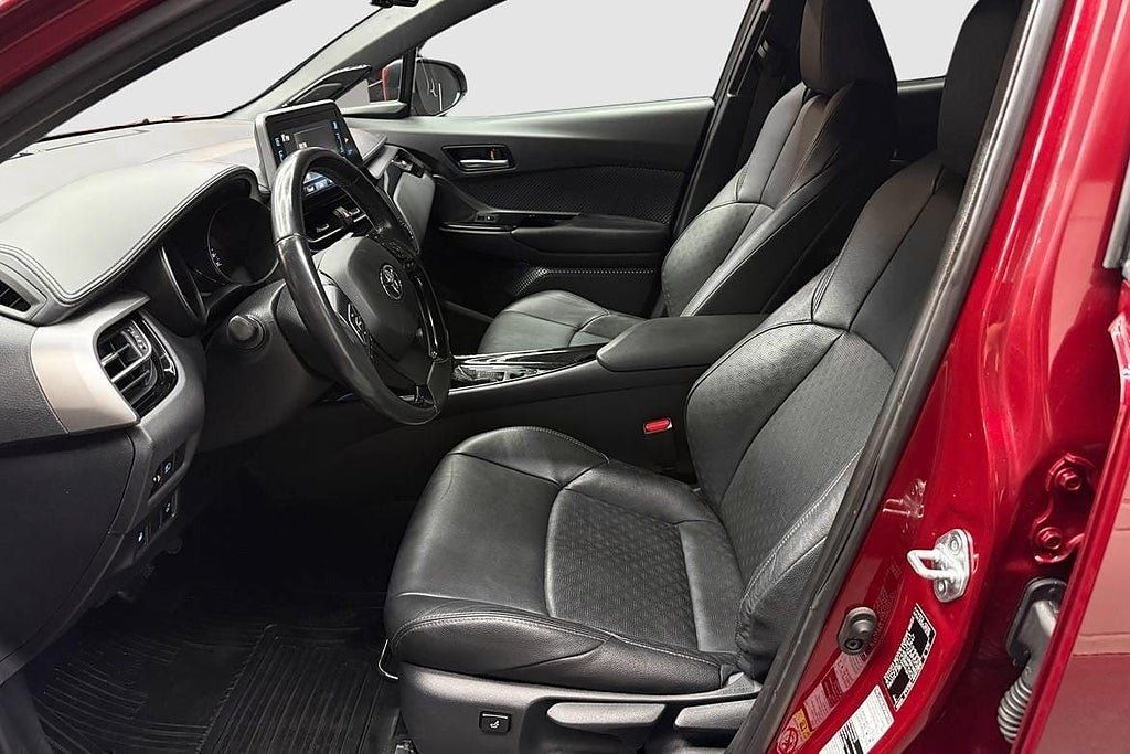 Vehicle Image 18