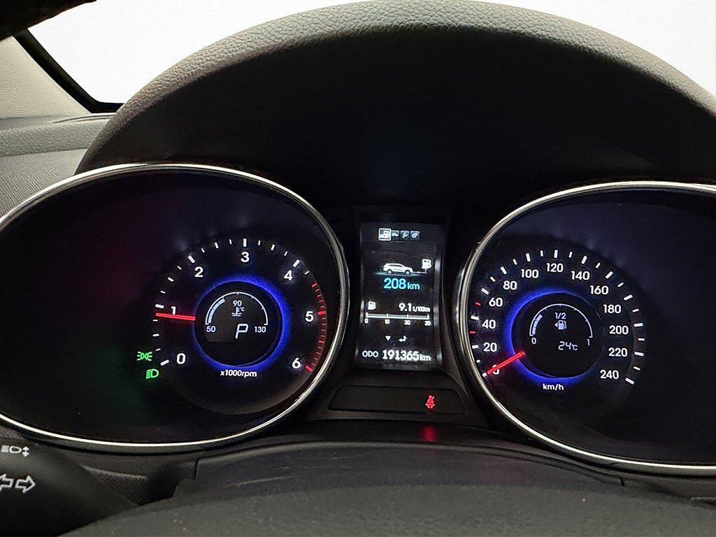 Vehicle Image 23