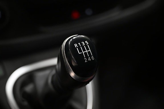 Vehicle Image 28