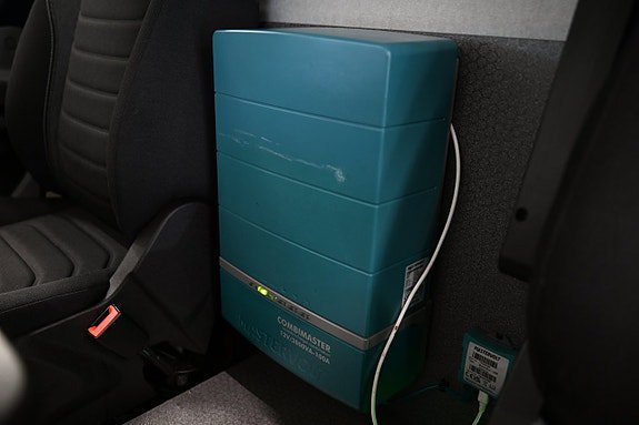 Vehicle Image 23