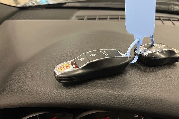 Vehicle Image 26