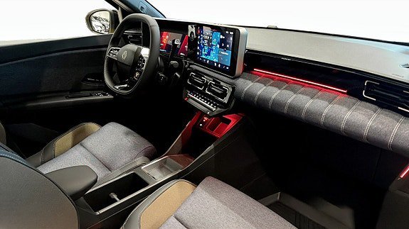 Vehicle Image 15