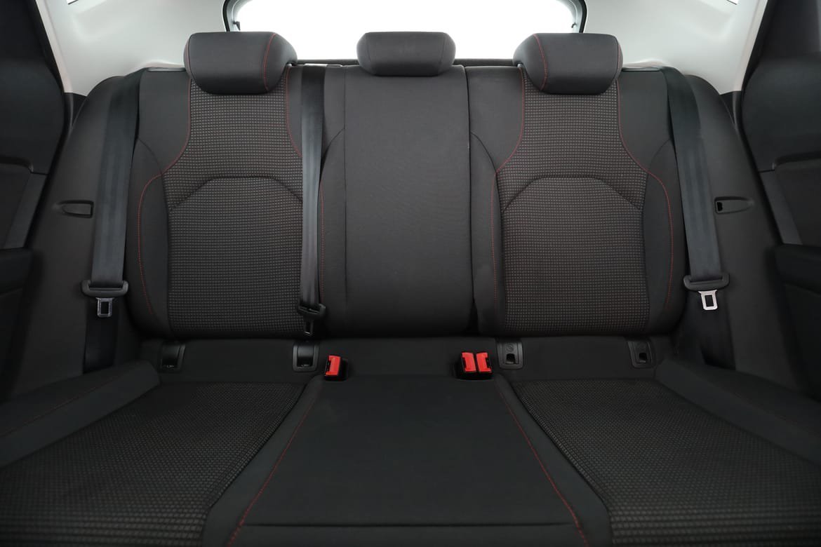Vehicle Image 16