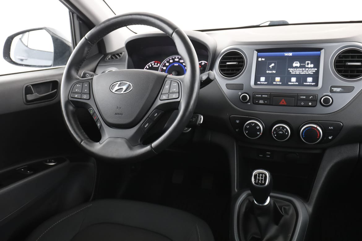 Vehicle Image 14