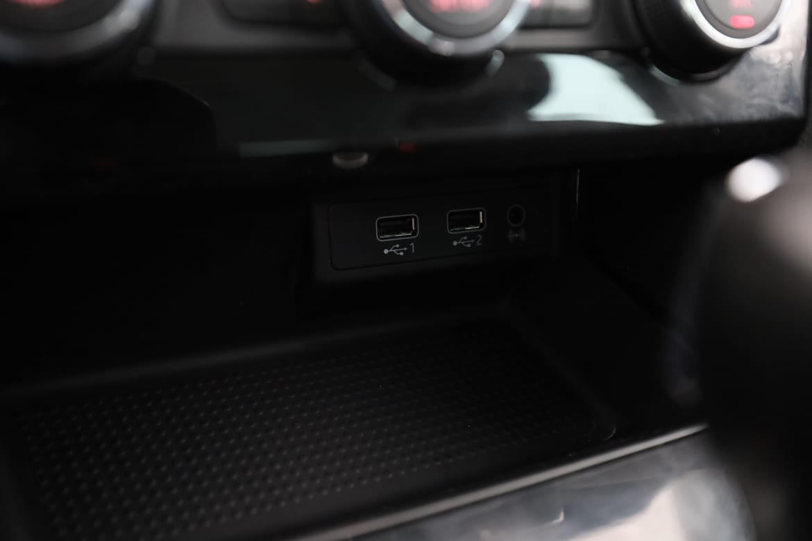 Vehicle Image 27