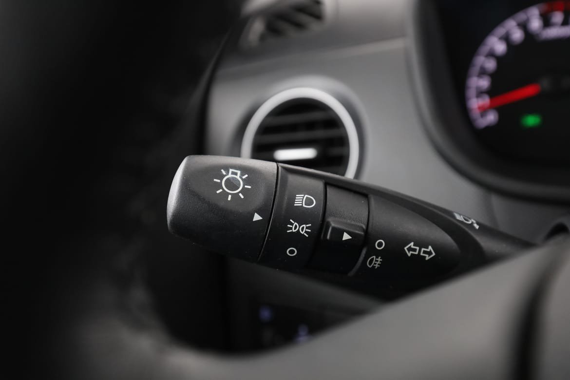 Vehicle Image 32