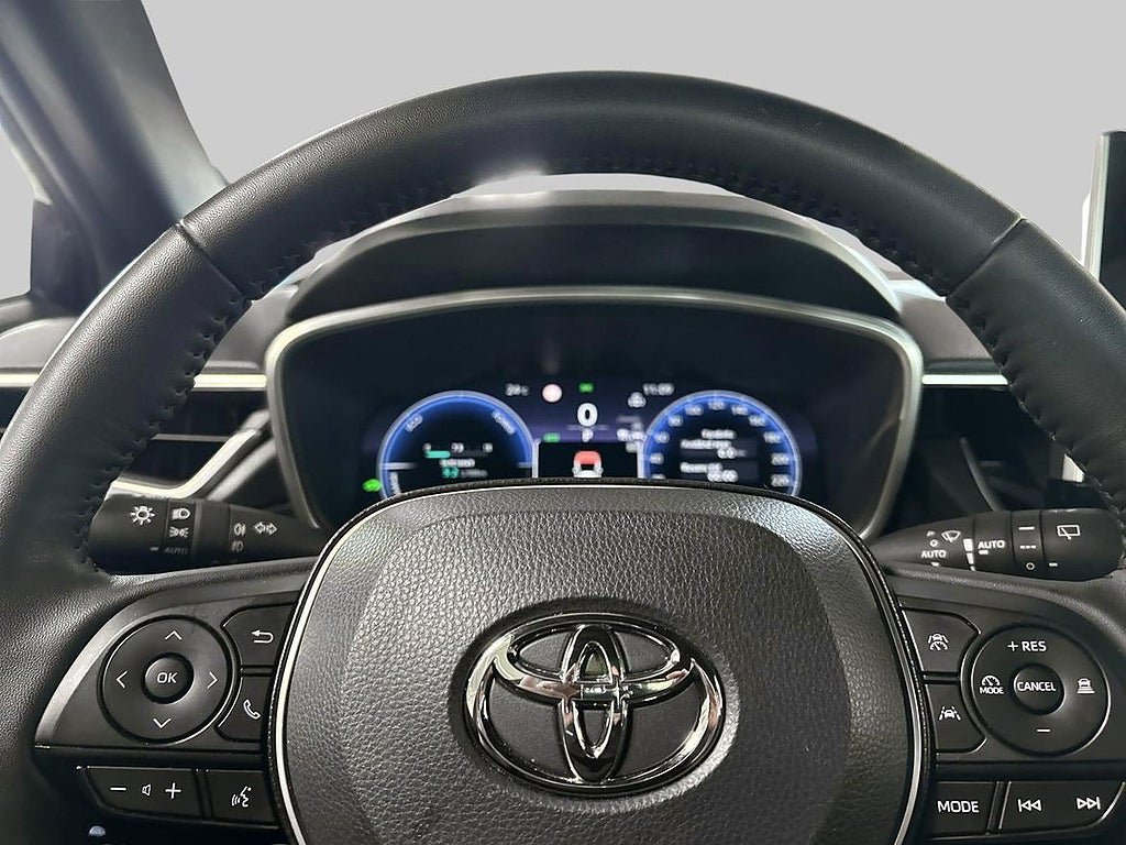 Vehicle Image 14