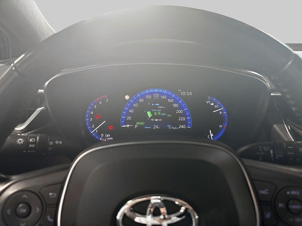 Vehicle Image 15