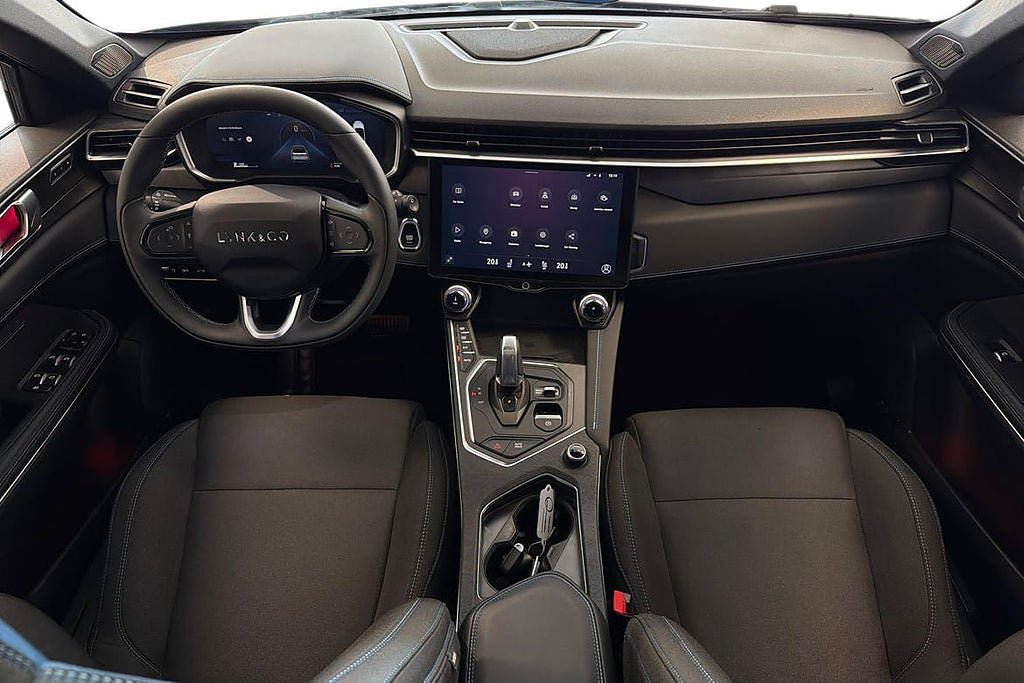 Vehicle Image 10