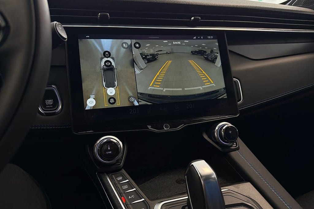 Vehicle Image 15