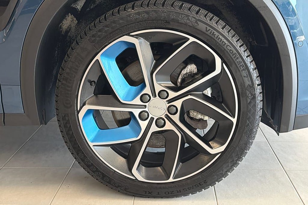 Vehicle Image 17