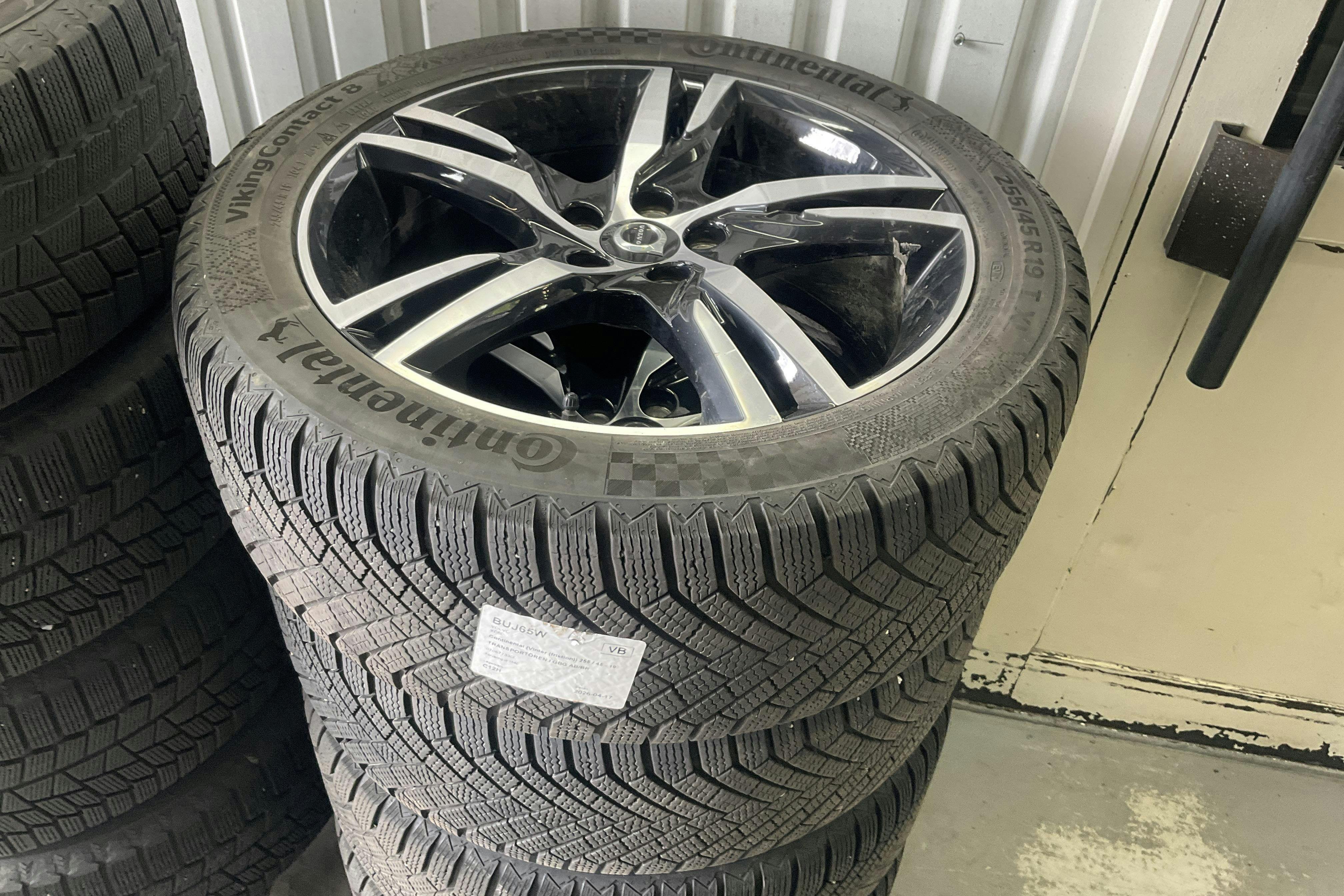 Vehicle Image 15