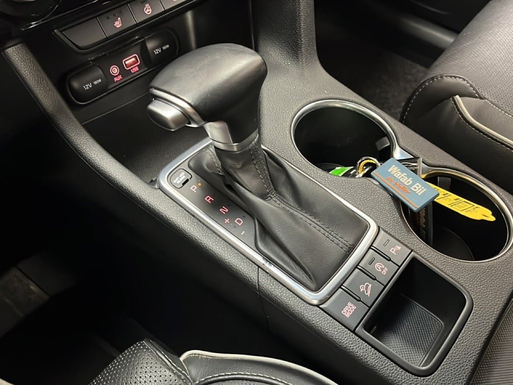 Vehicle Image 12