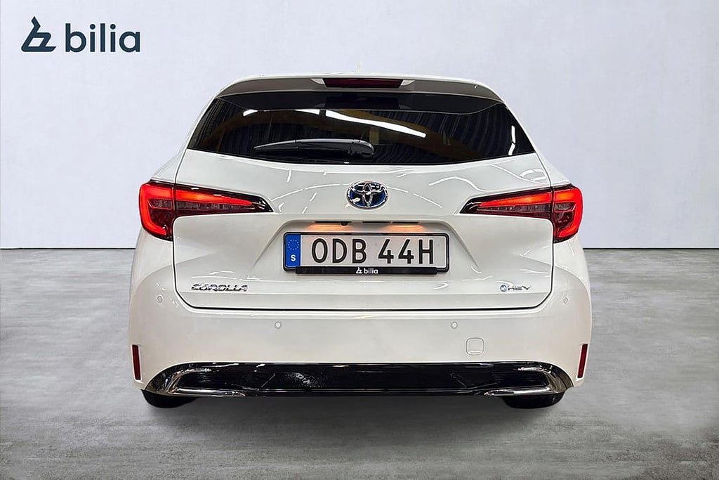 Vehicle Image 6