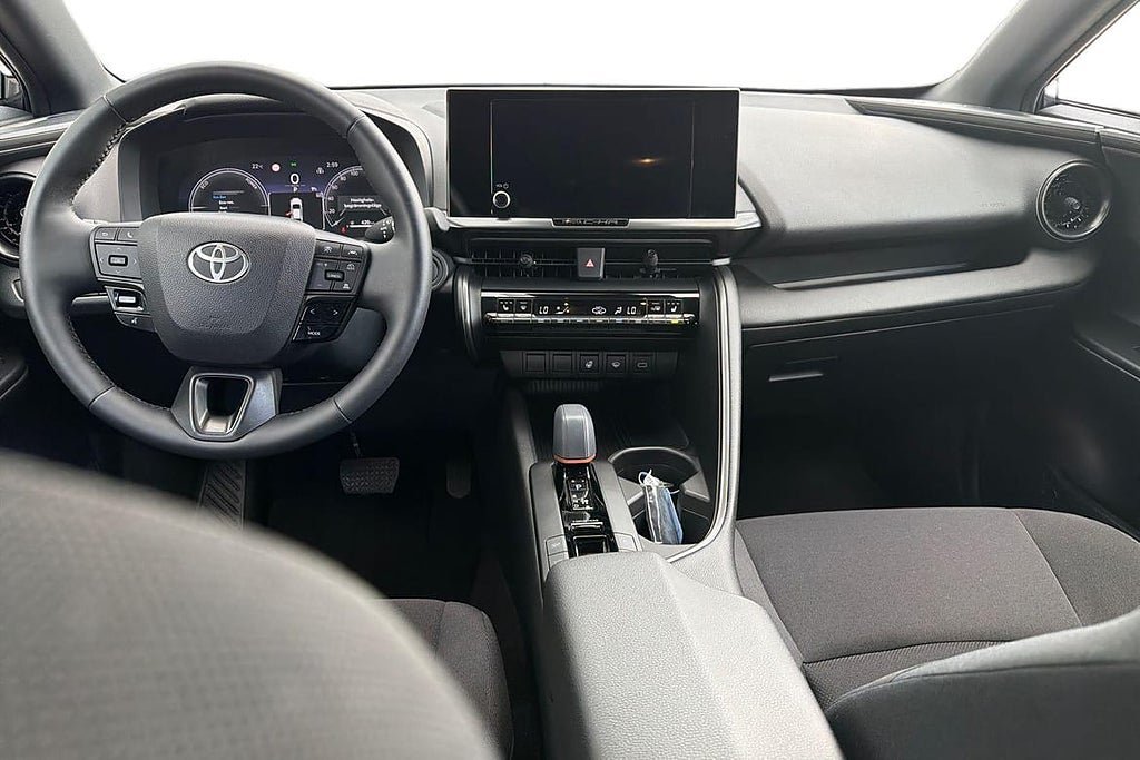 Vehicle Image 10