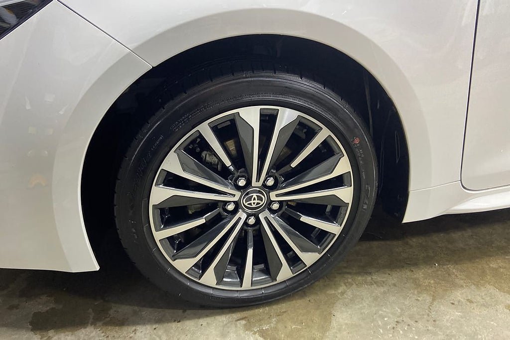 Vehicle Image 18