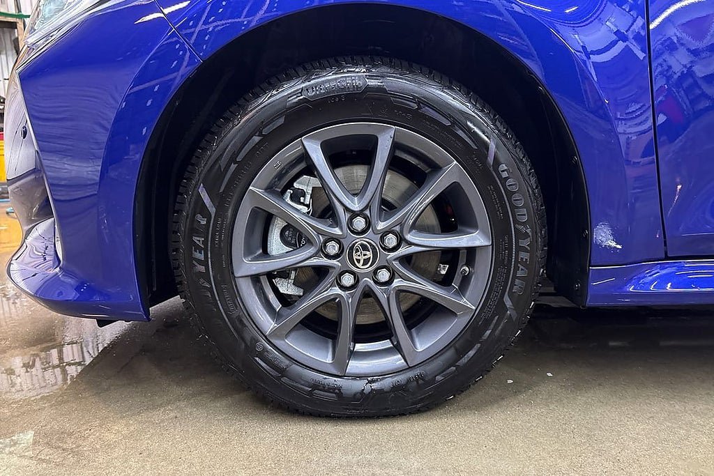 Vehicle Image 17
