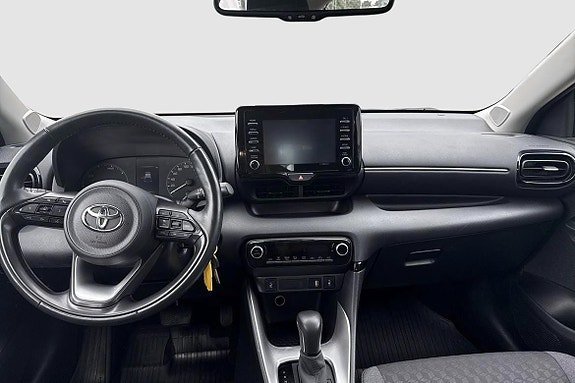 Vehicle Image 10