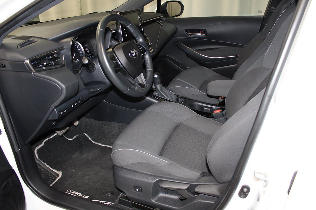 Vehicle Image 22