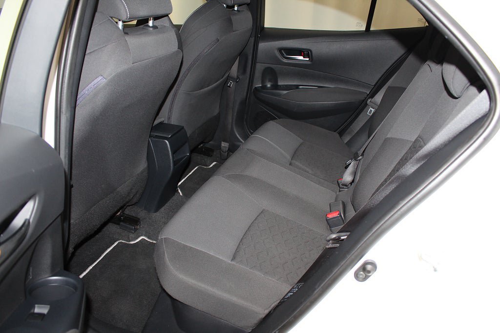 Vehicle Image 26