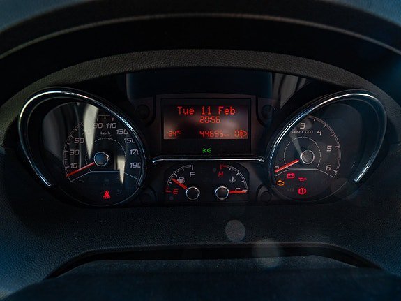 Vehicle Image 22