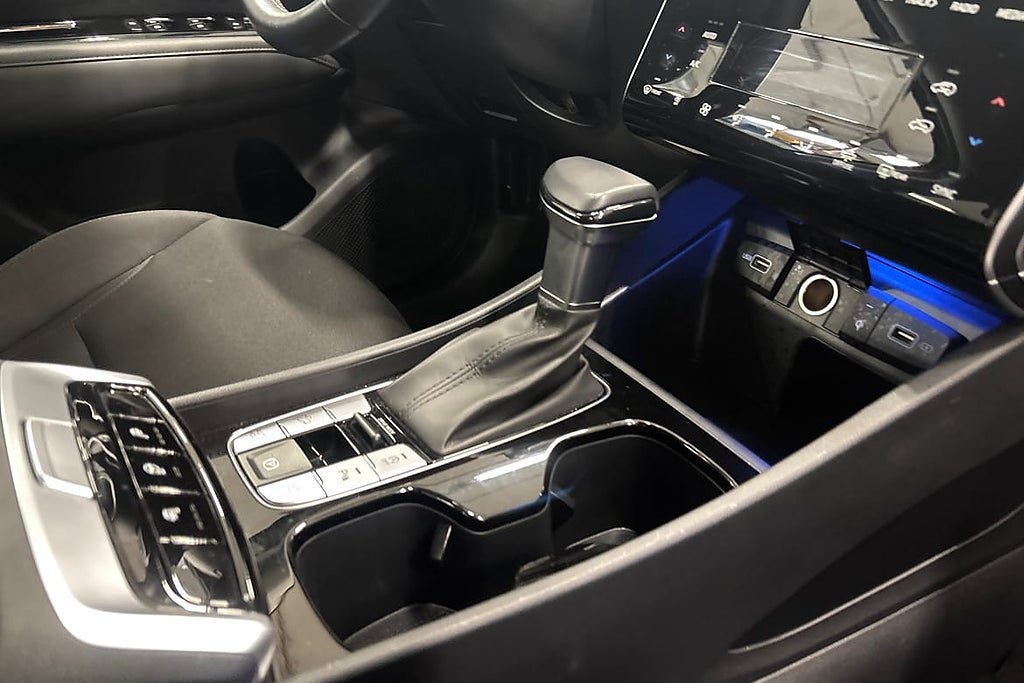 Vehicle Image 15