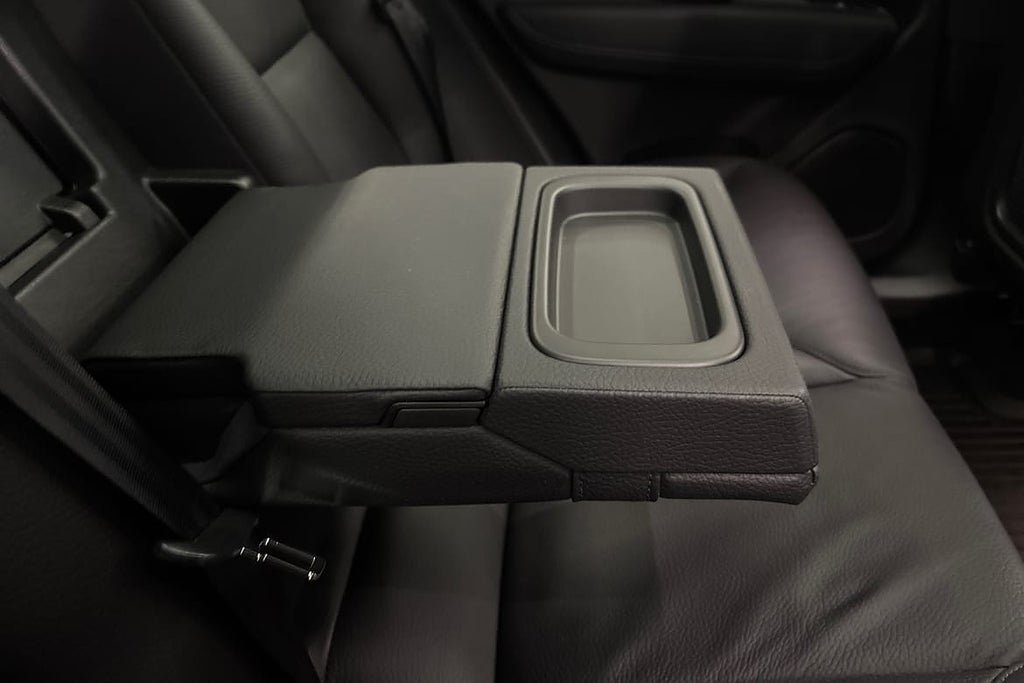 Vehicle Image 19