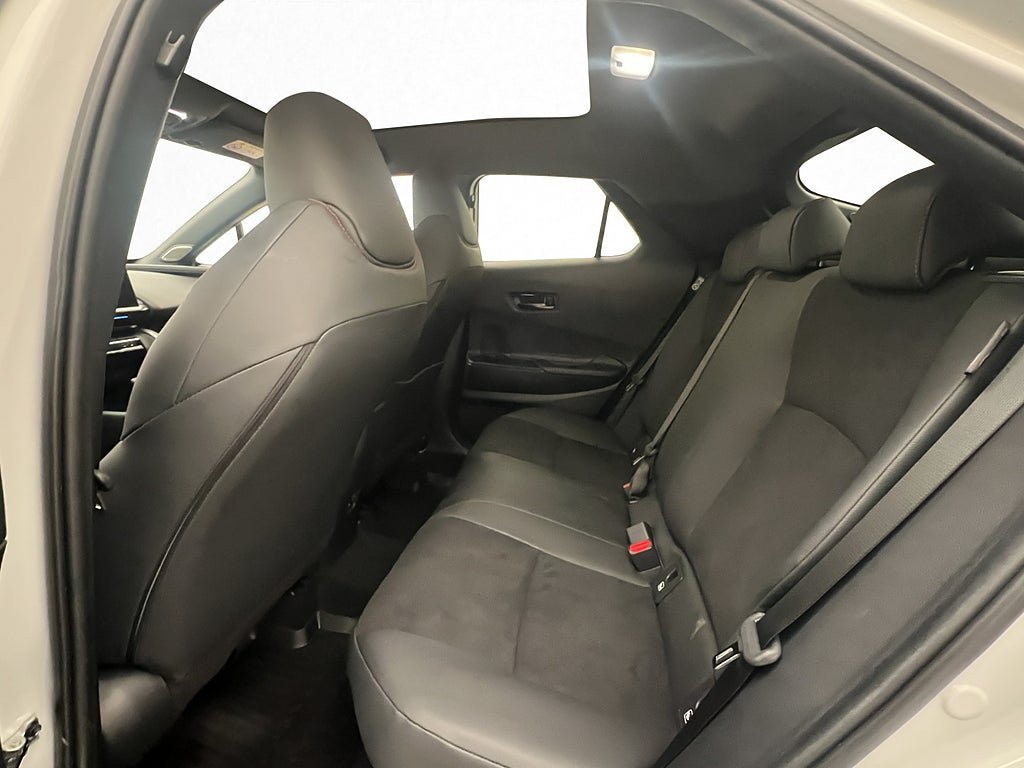 Vehicle Image 18