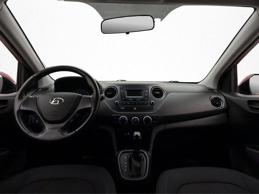 Vehicle Image 10