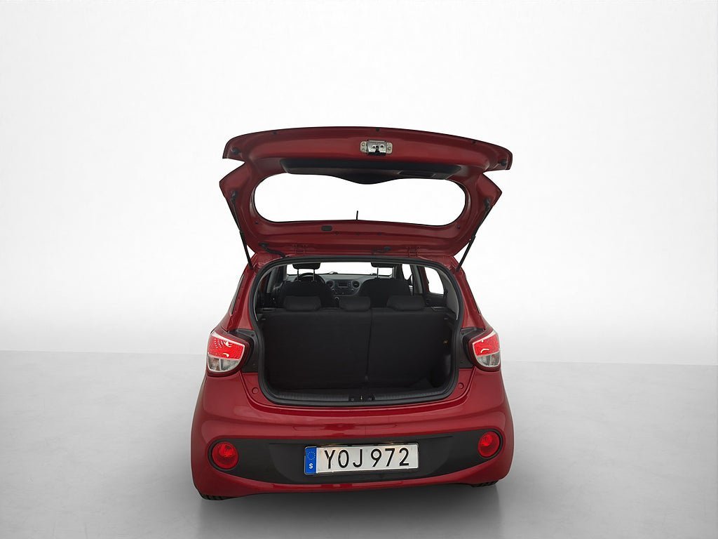 Vehicle Image 21