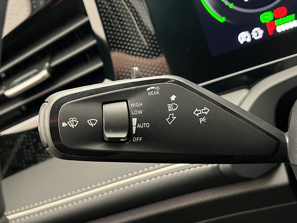 Vehicle Image 26