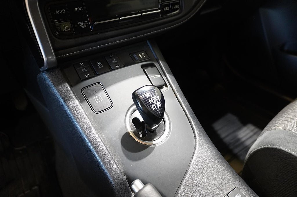 Vehicle Image 14