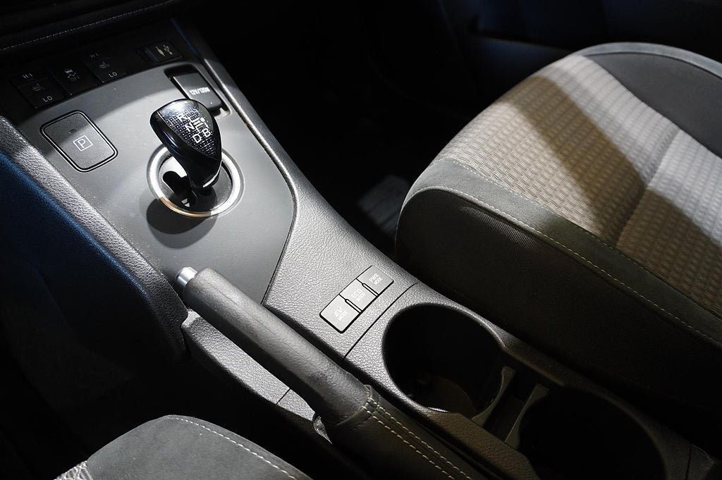 Vehicle Image 15