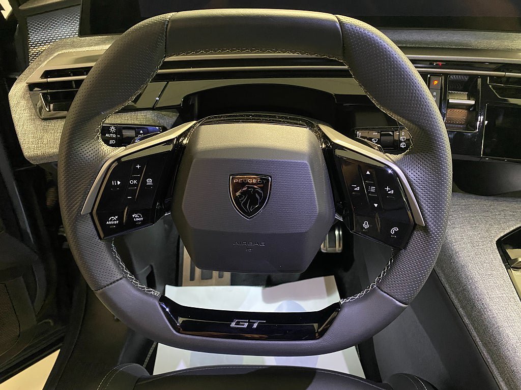 Vehicle Image 19