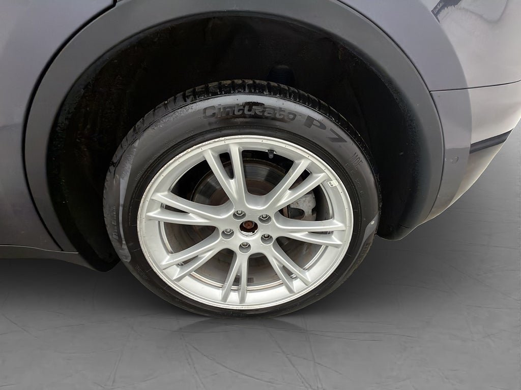 Vehicle Image 30