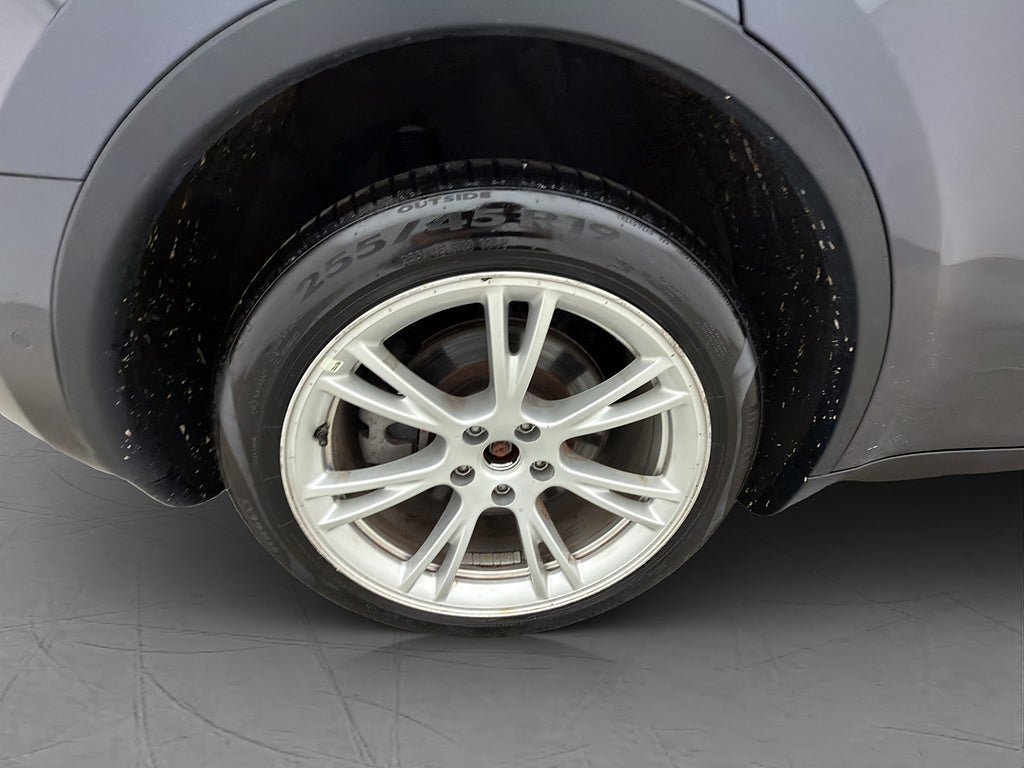 Vehicle Image 31