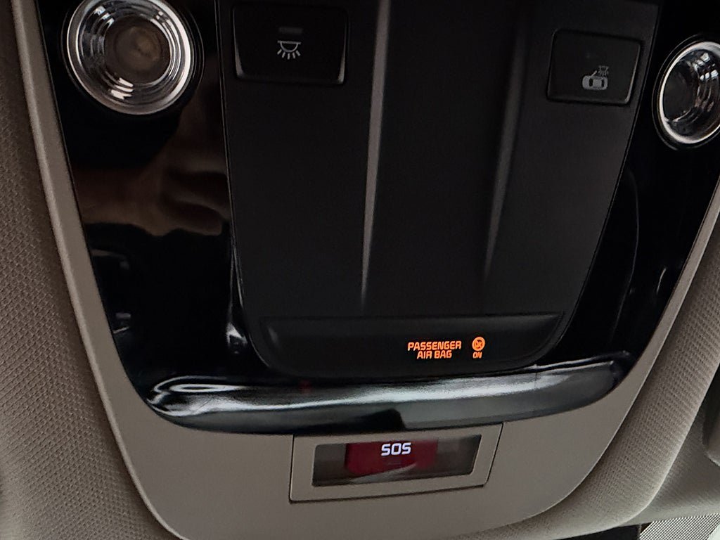 Vehicle Image 35