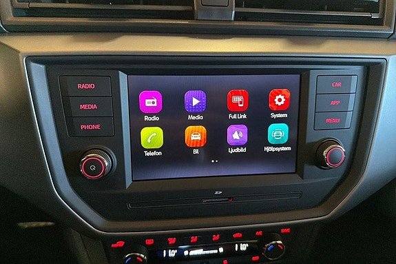 Vehicle Image 11