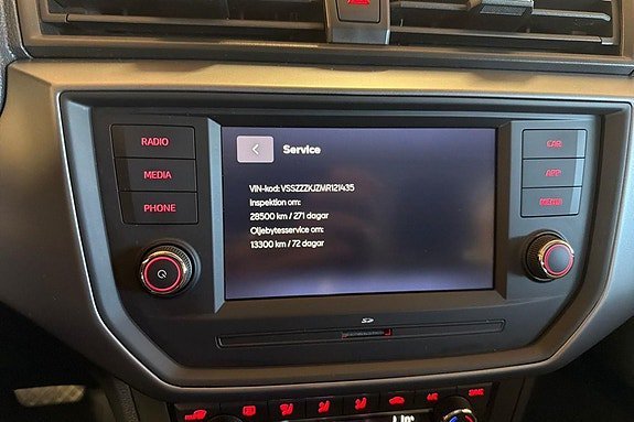 Vehicle Image 16