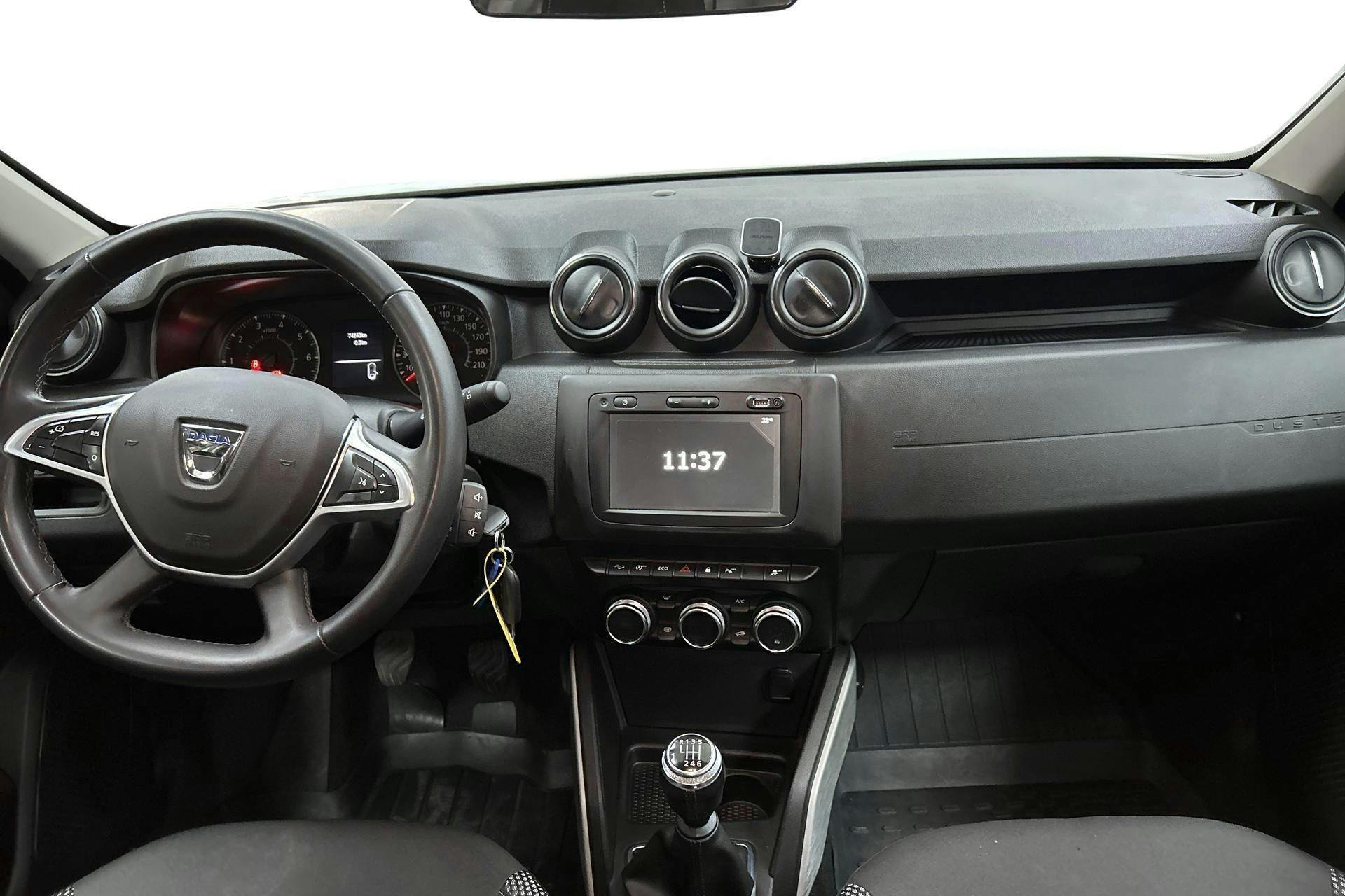 Vehicle Image 6