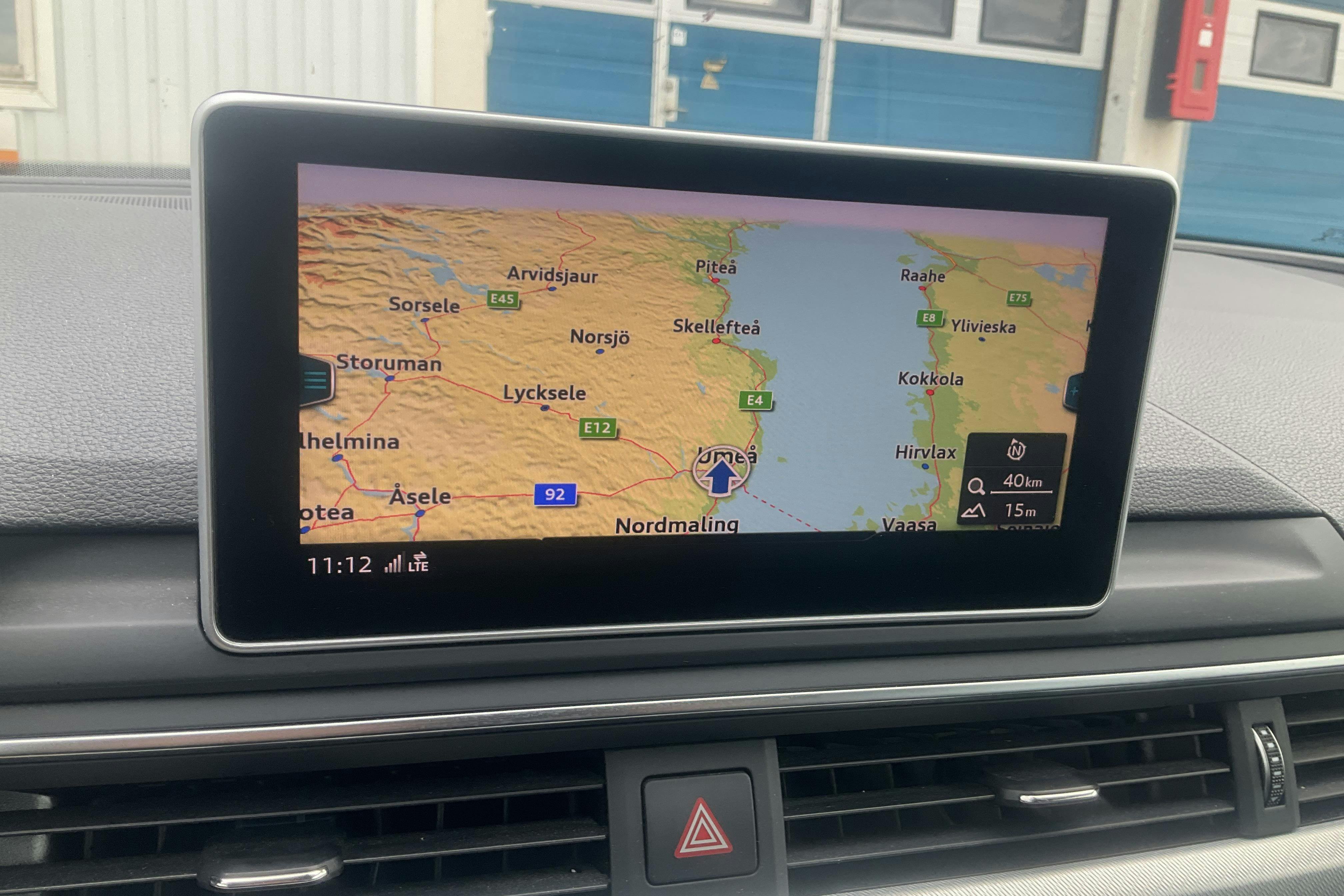Vehicle Image 11