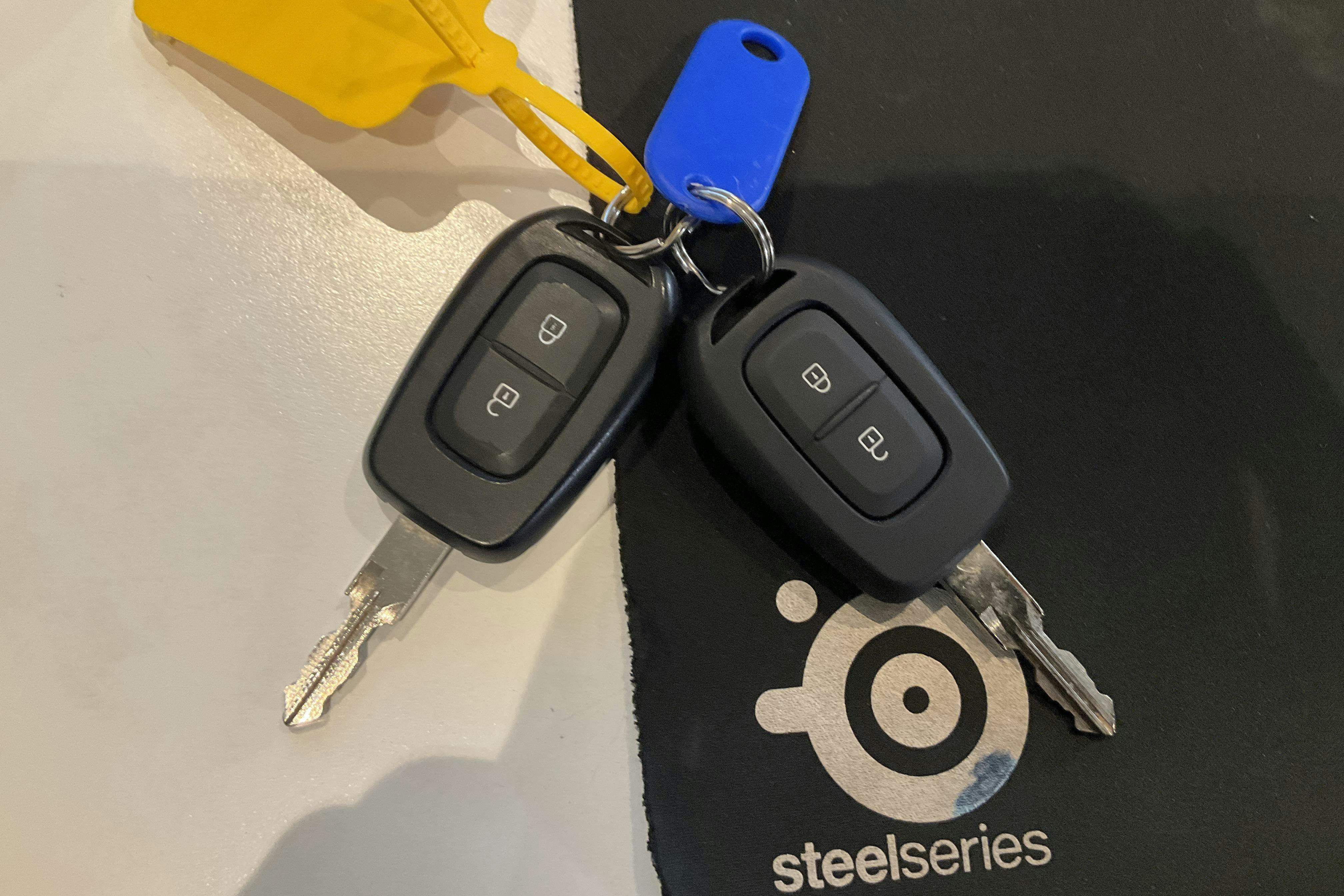 Vehicle Image 15